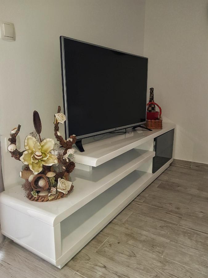 Apartamento Apartman Nela Kaštel Sućurac Exterior foto